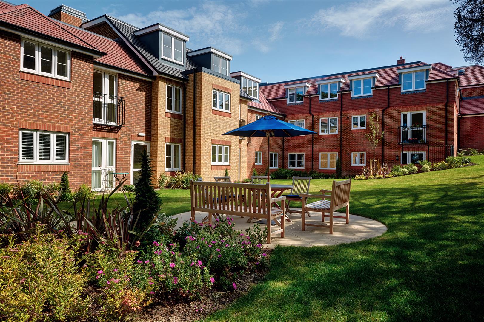 Great Tattenhams, Epsom