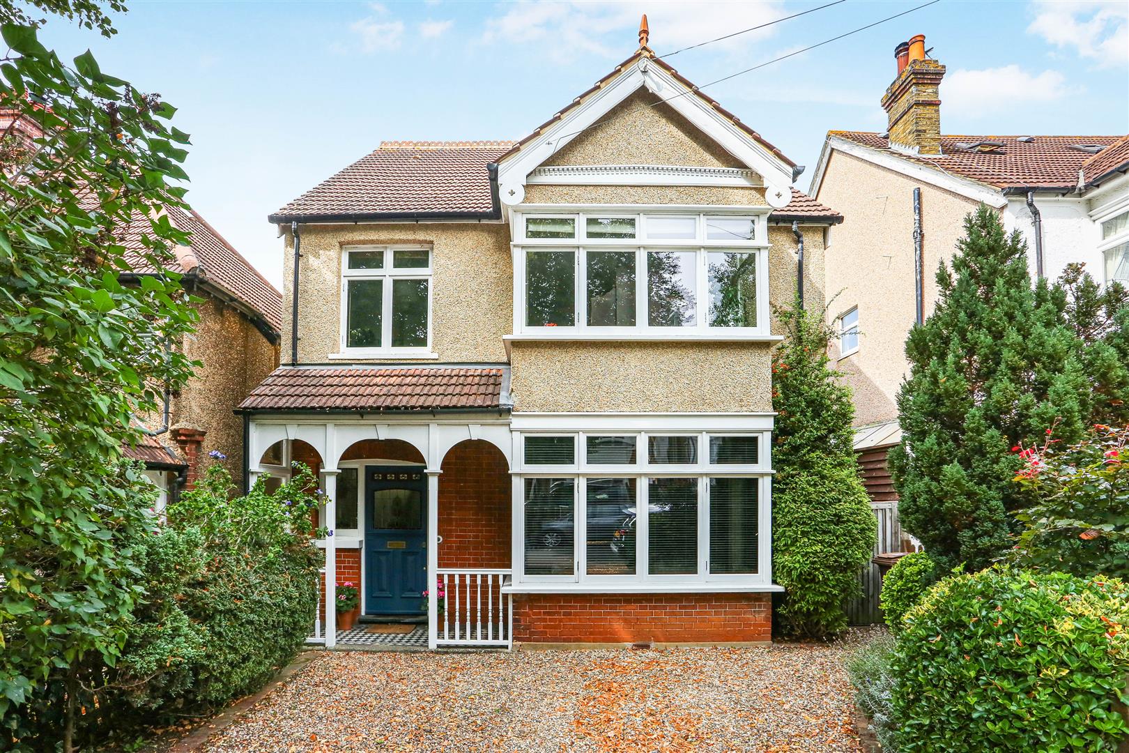 Grosvenor Avenue, Carshalton